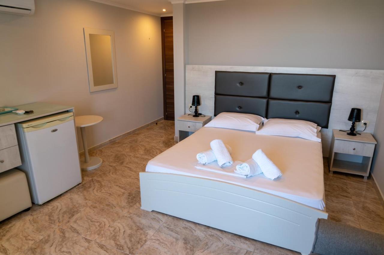 Rea Hotel Paralía Kültér fotó