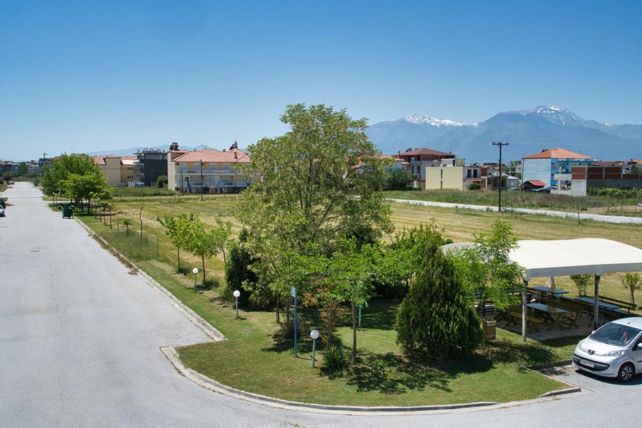 Rea Hotel Paralía Kültér fotó