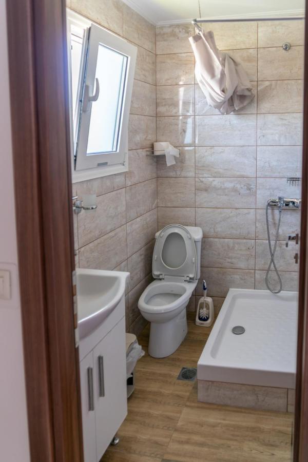 Rea Hotel Paralía Kültér fotó