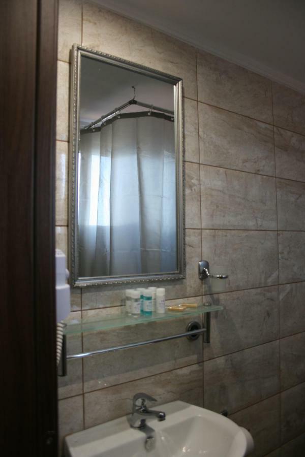 Rea Hotel Paralía Kültér fotó