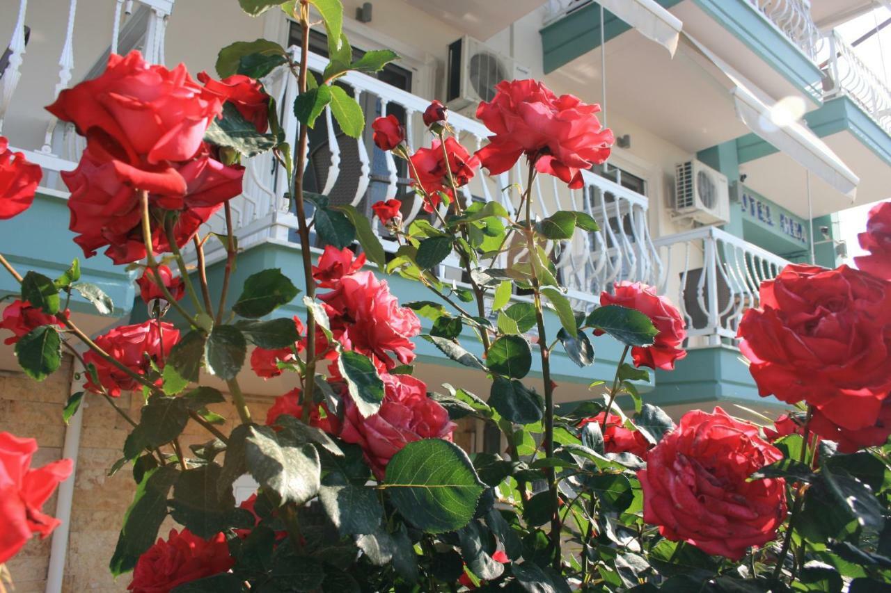 Rea Hotel Paralía Kültér fotó