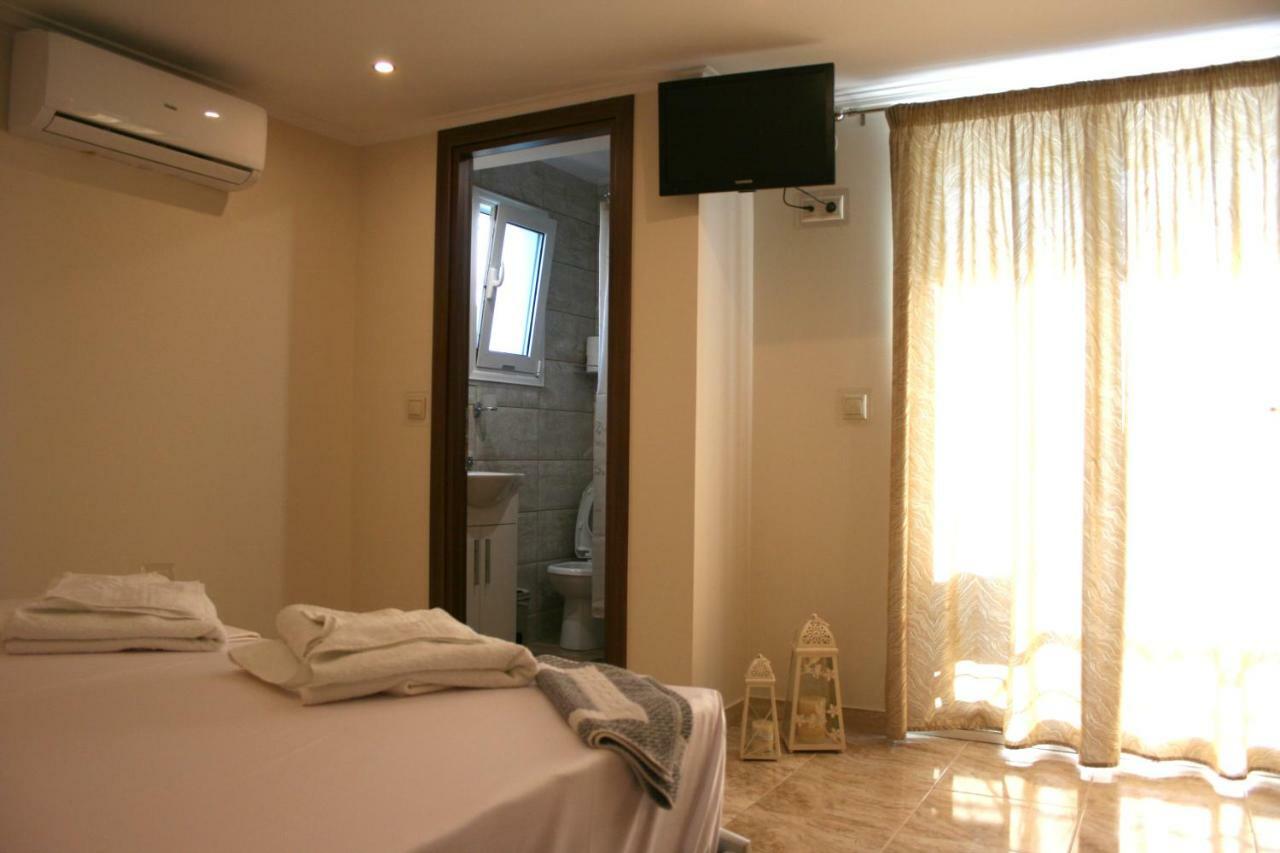 Rea Hotel Paralía Kültér fotó
