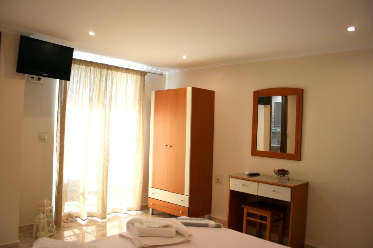 Rea Hotel Paralía Kültér fotó