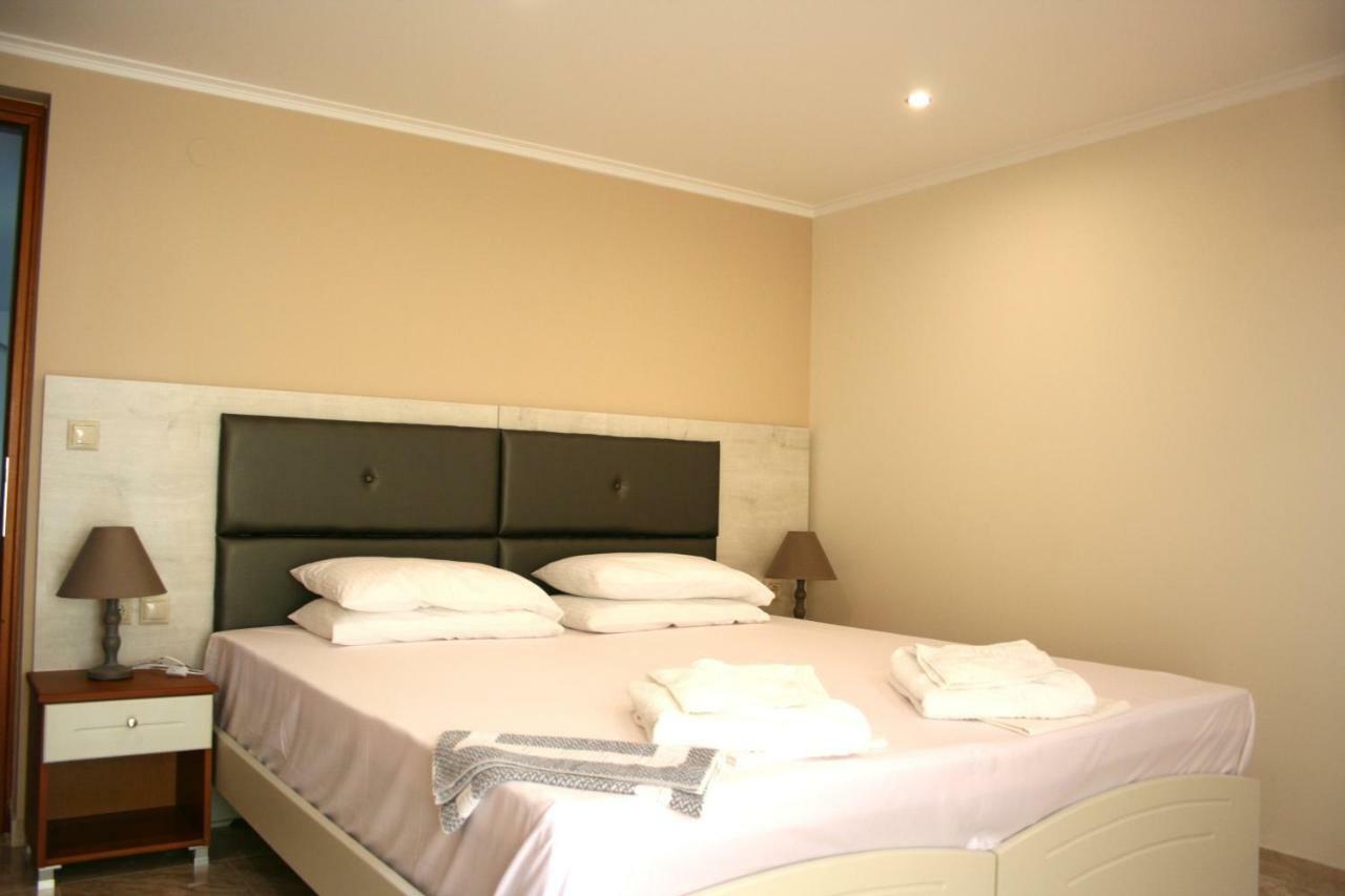 Rea Hotel Paralía Kültér fotó